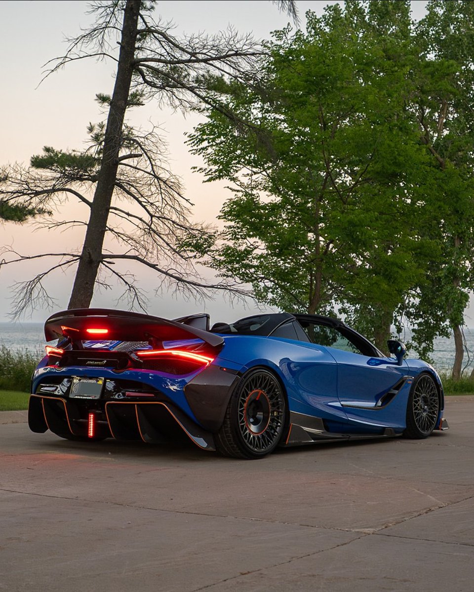duPontREGISTRY's tweet image. McLaren 720S Spider fitted with RETROseries RS7.2+AEROsport wheels by ANRKY Wheels
Built by Wheels Boutique
