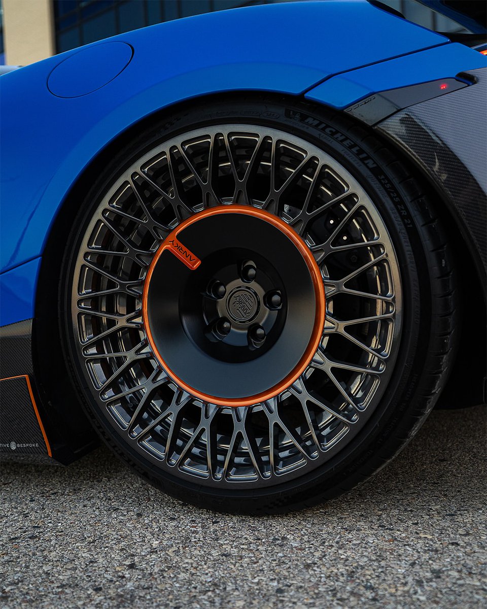 duPontREGISTRY's tweet image. McLaren 720S Spider fitted with RETROseries RS7.2+AEROsport wheels by ANRKY Wheels
Built by Wheels Boutique