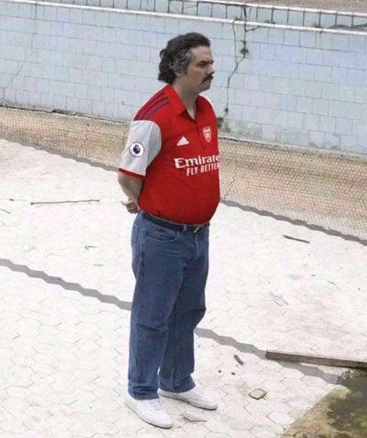Sobalaje24's tweet image. Arsenal signed Gyokres🇸🇪 and in less than 24 hours, Liverpool responded with a move for Isak
At this point,we might need both Rodrygo and Eze but Arsenal is not serious 😭😪
#AFC