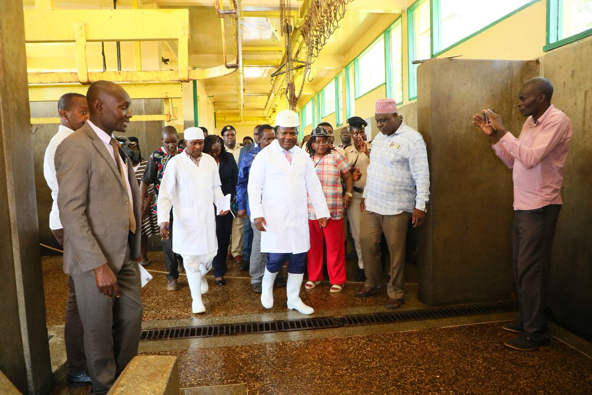 BarasaFernandes's tweet image. Inspected Shirere Slaughterhouse in Lurambi Sub-county to assess operations and explore ways to enhance its efficiency. As a key player in the meat value chain, the facility has great potential to serve Kakamega town and its surroundings. We are implementing strategies to improve…