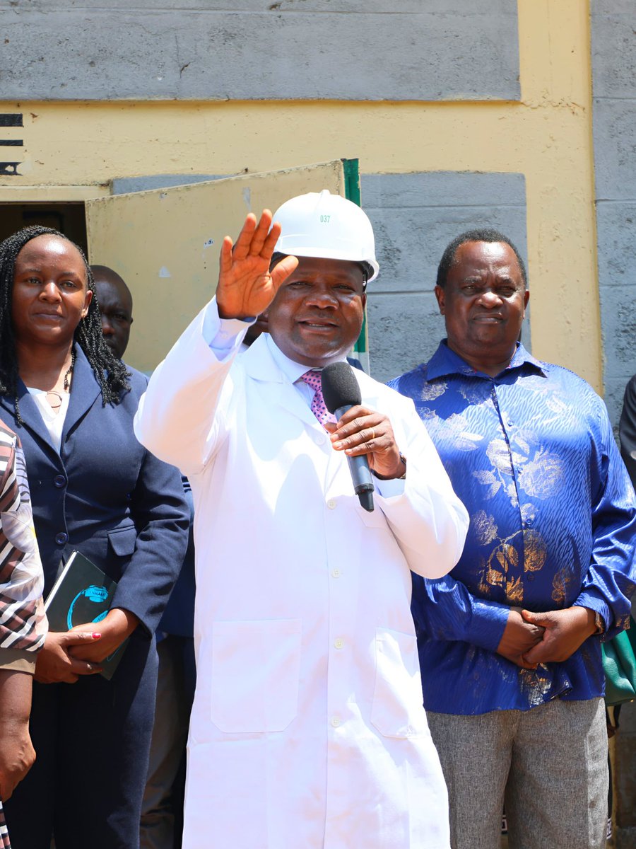 BarasaFernandes's tweet image. Inspected Shirere Slaughterhouse in Lurambi Sub-county to assess operations and explore ways to enhance its efficiency. As a key player in the meat value chain, the facility has great potential to serve Kakamega town and its surroundings. We are implementing strategies to improve…