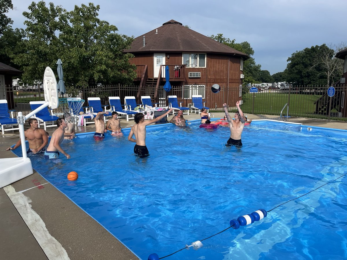 mortonpottersbb's tweet image. Team Bonding Camping Trip! Battling the heat.
Day 1 highlights:
- Sand volleyball game
- pool basketball
- annual bags tournament
Looking forward to Day 2!
#FAMILY