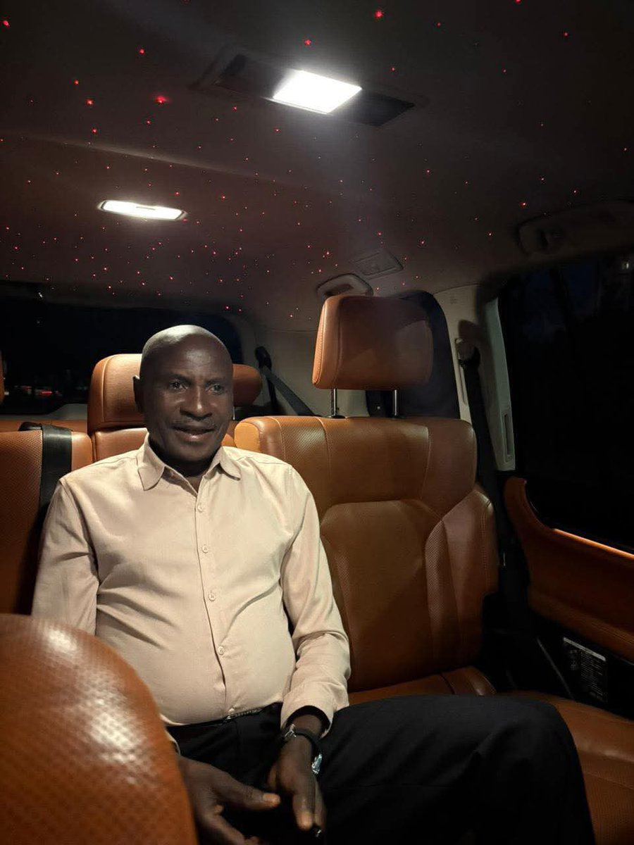 InfluencerRoyUg's tweet image. The goal is not to go back to the village
Mzee kawato enjoying old age