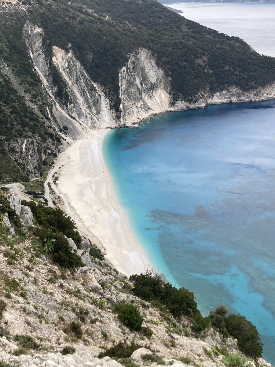 JanBaynham's tweet image. #TheSilentSister
12 days to go - 'The smell of thyme filled the air, so different from the dry dust they’d left behind… She admired the pines, the mountains on one side, the teals and turquoise of the sea on the other, stretching out in front of creamy limestone cliffs.’
#Greece