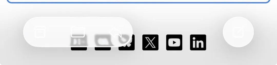 iHateApplee's tweet image. Beta 4 has improved nothing and Apple sheep thinks this looks good.
How delusion can they be?