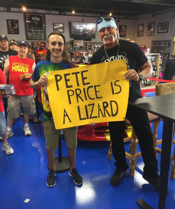 Hulk Hogan has passed away. RIP u will live on forever. Cant believe it. I wanna run to u. Really cant believe this. @ brother