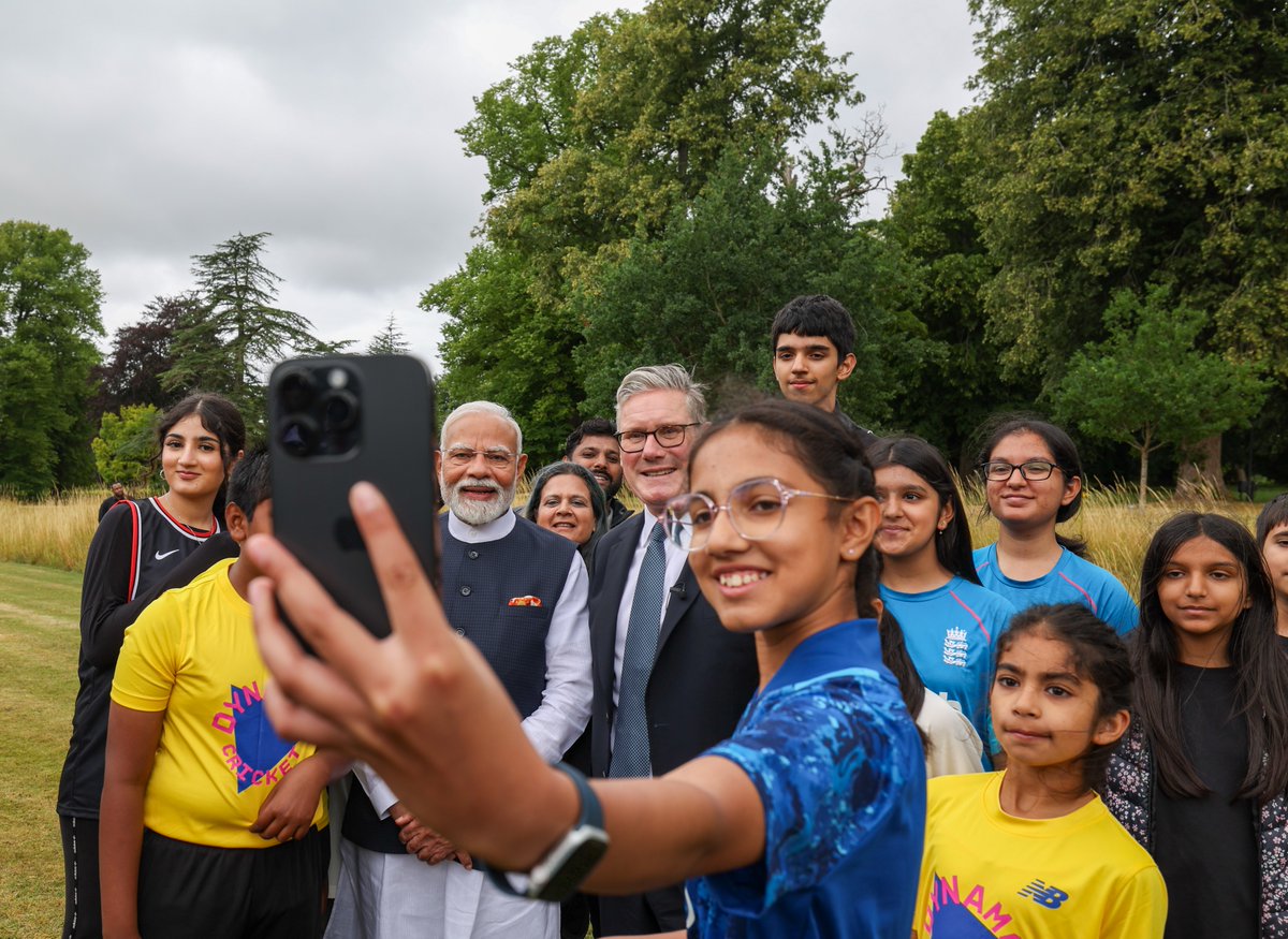 narendramodi_in (@narendramodi_in) on Twitter photo Prime Ministers <a href="/narendramodi/">Narendra Modi</a> and <a href="/Keir_Starmer/">Keir Starmer</a> interacted with players from Buckinghamshire Street Cricket Hubs at Chequers. Prime Ministers <a href="/narendramodi/">Narendra Modi</a> and <a href="/Keir_Starmer/">Keir Starmer</a> interacted with players from Buckinghamshire Street Cricket Hubs at Chequers.