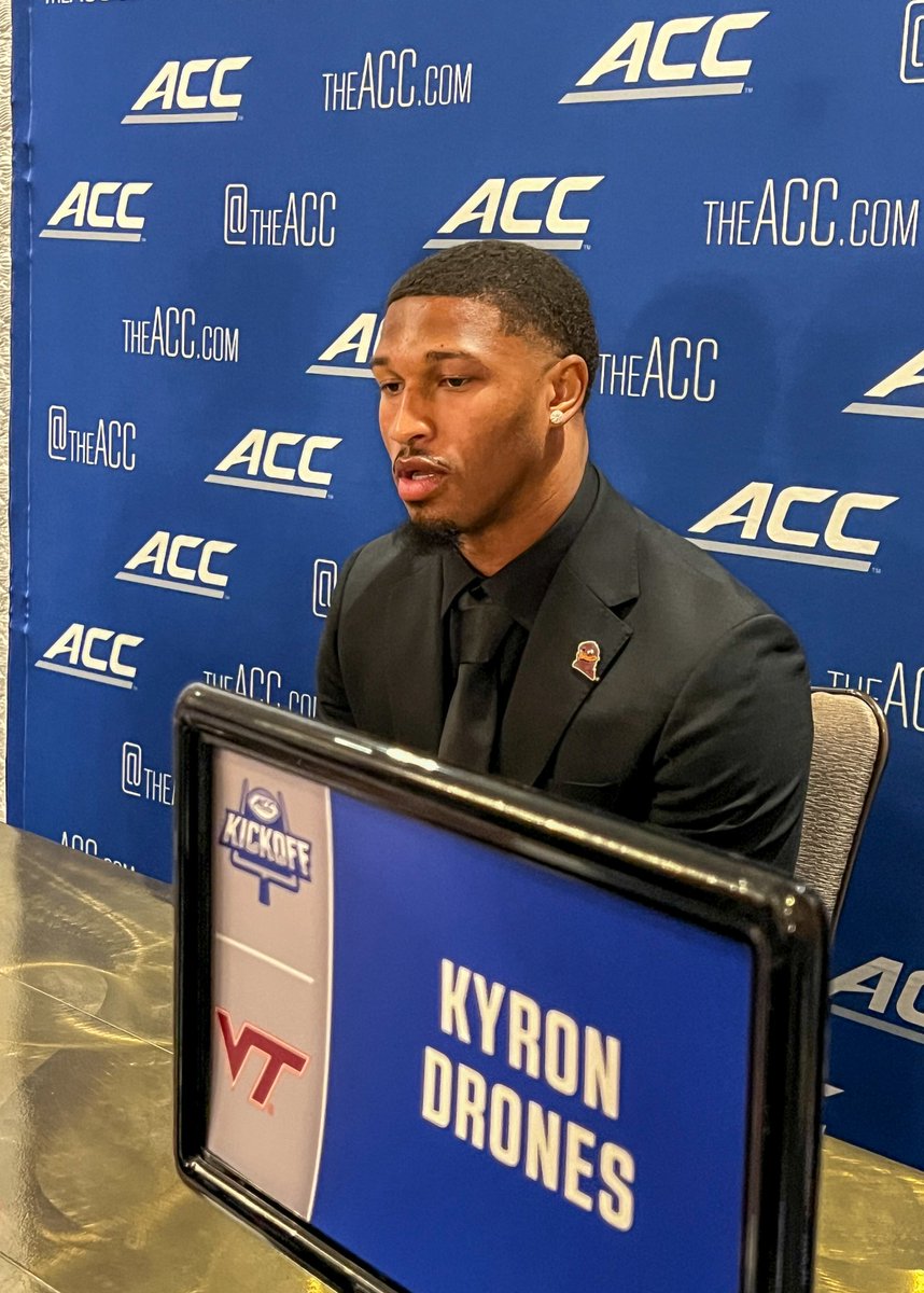AflacKickoff's tweet image. Rounding out our media day coverage with @HokiesFB 🦃

#AflacKickoff