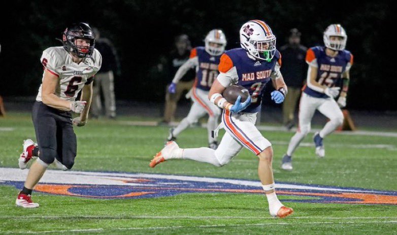 KYFUTURESTARS's tweet image. Huge congratulations to Kentucky Future Stars Alum @rj_blair2 on receiving his first offer from Muskingum University!!! Multi talented hardworking BALLER is officially on the board and looking for more!!! #Brotherhood๐๐๐ @MuskingumFB @AlPopsFootball