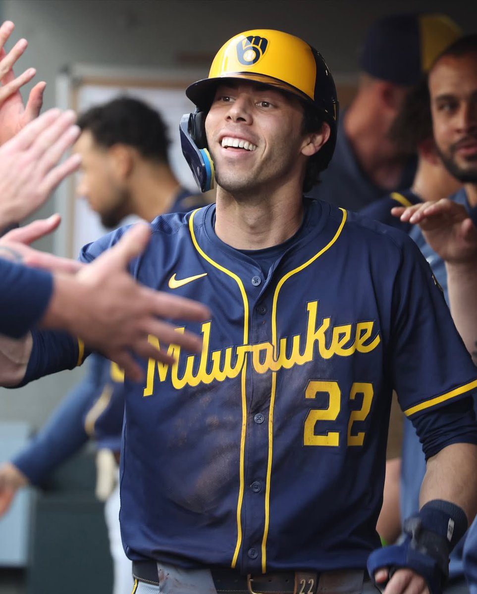 SleeperBrewers's tweet image. While we all enjoy the Brewers off day, just felt that we should remind you that the Brewers are now…
-61-41 (Best record in the league🔥)
-Taken back 1st place in NL Central 🥇
-5-1 in the Second Half
-14-4 in July 📈
We are witnessing one of the best stretches of Brewers…