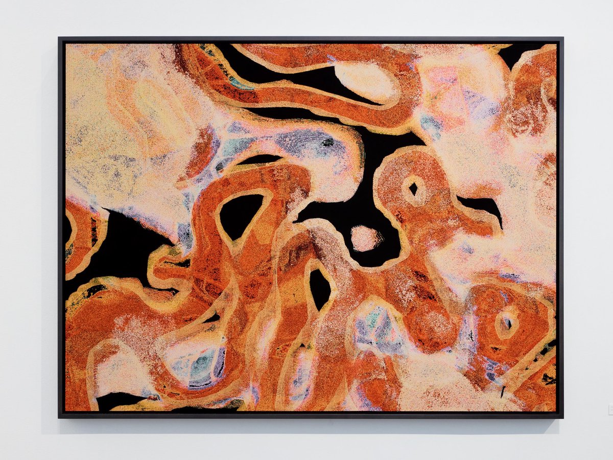 heft_gallery's tweet image. ‘mimizu Untitled #9’, 2023, by @qubibien , currently on view at the gallery.
Mimizu, or earthworms, have long been cultivated in Qubibi’s storeroom. Through nanoanalysis and generative methods, their dwellings and trails become a richly intricate visual language.