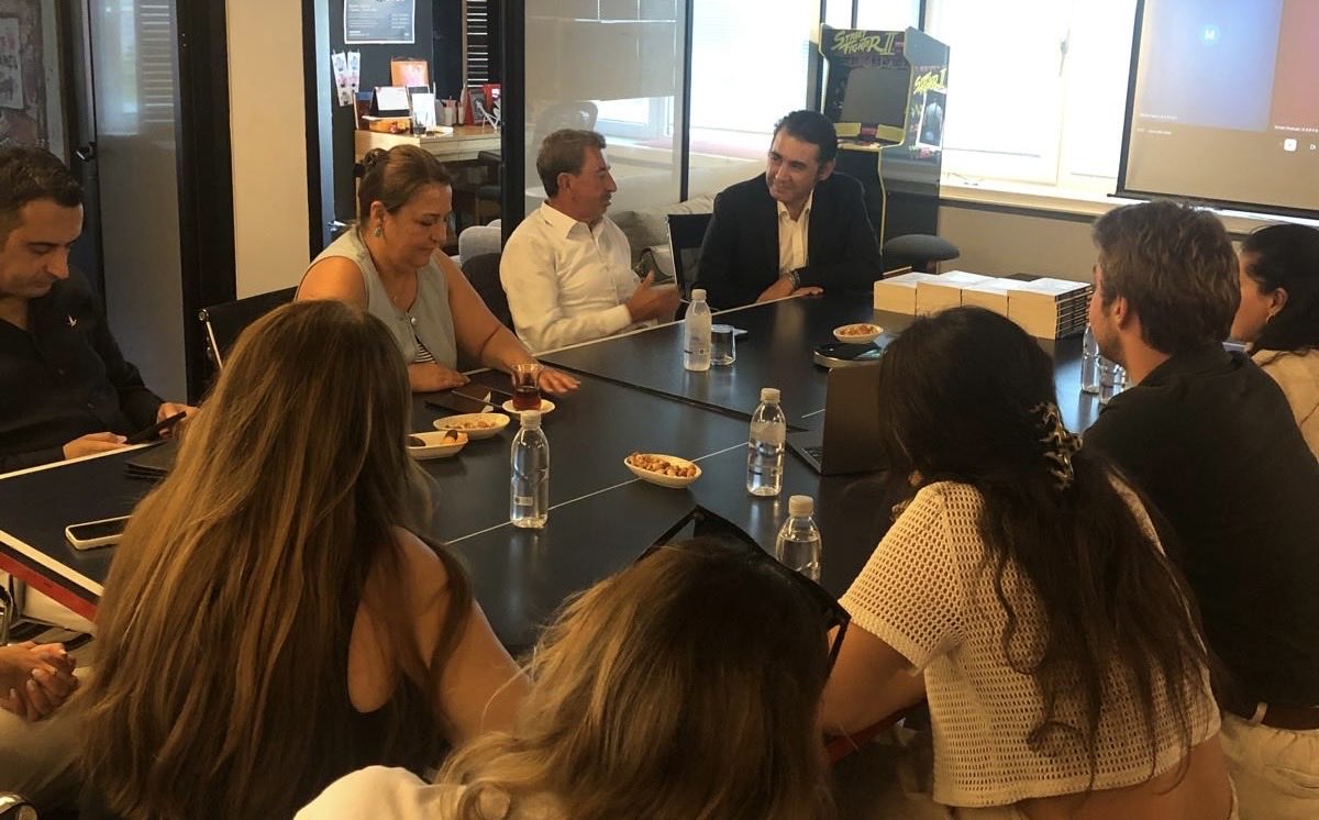 #KARPAT ajans ekibiyle yaptığımız girişimcilik sohbetimiz çok keyifli geçti. 
Harika bir ekip 🧿