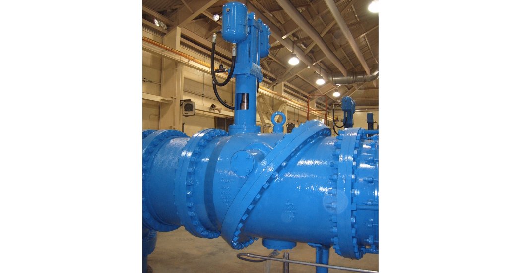 EmpoweringPumps's tweet image. What Is Water Hammer and Why Should You Prevent It?
Water hammer is more than just a loud bang in the pipe. It’s a hydraulic shock that can damage flow control equipment or even rupture pipelines if left unchecked.
Understanding how changes in fluid velocity impact pressure is…