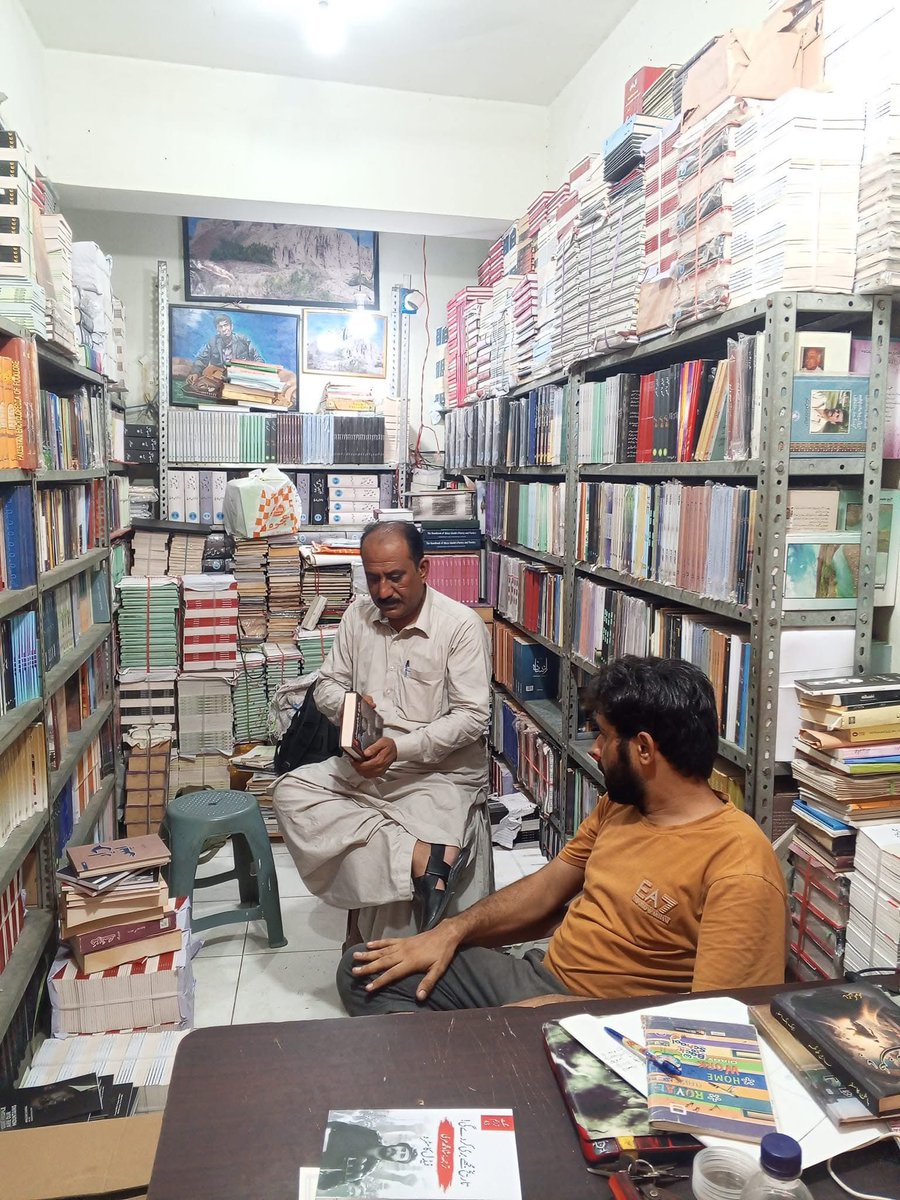 SaveChangaiz's tweet image. Changaiz, come back. These books are waiting for your warm presence and loud laughter. Come and fill their silence with your voice again. #ReleaseChangaizSahirBaloch