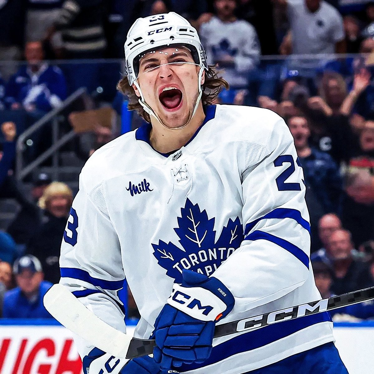 Leafslatest's tweet image. ‼️ Maple Leafs 2025-26 hot takes, submitted by you, the fans:
@leafslatest
🔹 Auston Matthews will score 70
goals next season
🔹 William Nylander outscores
Mitch Marner in Vegas next season
🔹 Matias Maccelli hits 75+ points with 25 goals next season
🔹 Matthew Knies reaches 75…