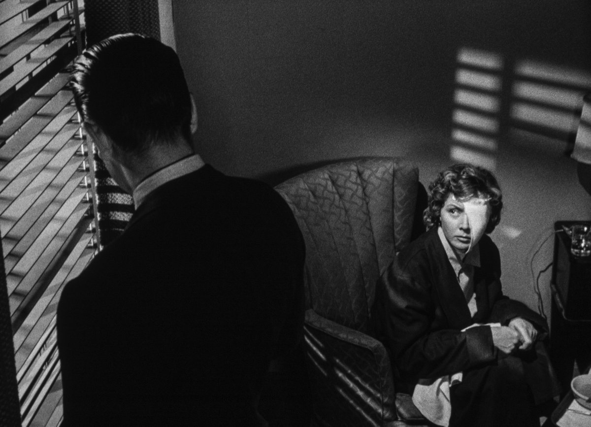 Highdefwatch's tweet image. IN-DEPTH #4K @UltraHDBluray review of Fritz Lang's film noir classic 'THE BIG HEAT' from @Criterion @SonyPictures - @Dolby #Vision grading - Featuring two-dozen HDR screenshots via Filmmaker Mode 🎬🎞️🎥📽️💿 highdefwatch.com/post/a-film-no…