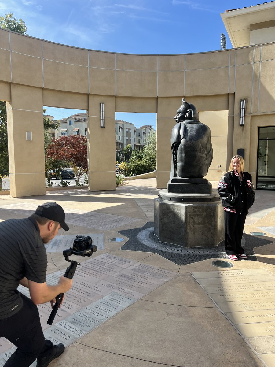 Aztecs Going Pro (AGP) tweet media