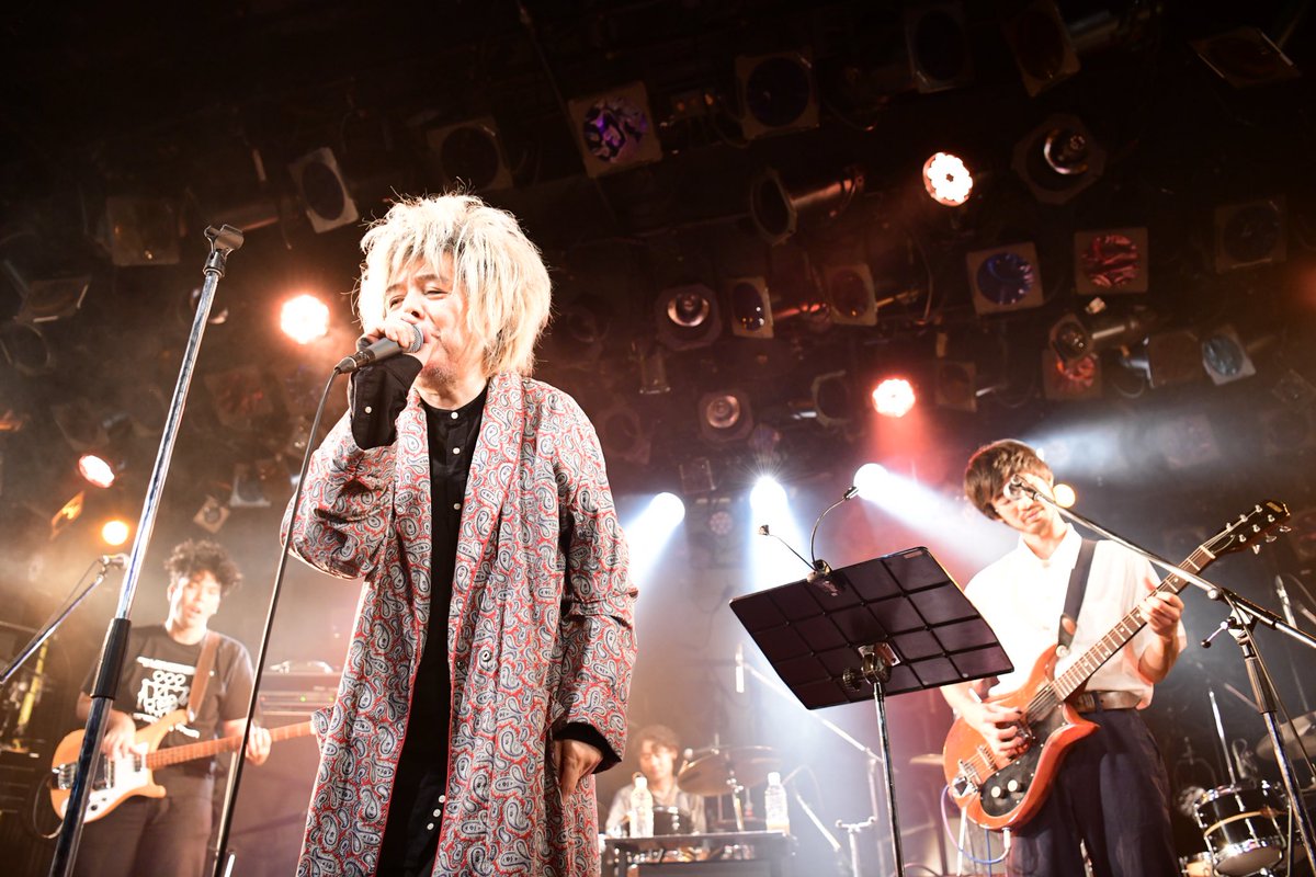 kerasand's tweet image. 昨夜のミューヂックアワー。本日休演と。
撮影畔柳ゆきさん。