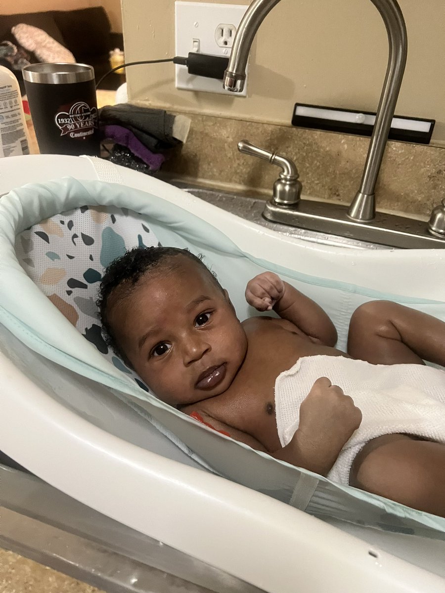 _sworthy's tweet image. Mommy’s milkman 🥺❤️❤️❤️ one of the happiest babies!