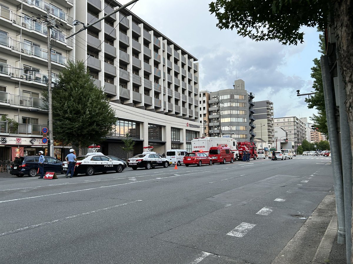 P_OG063's tweet image. ハイパーアンビュランス、、、
事故！？！