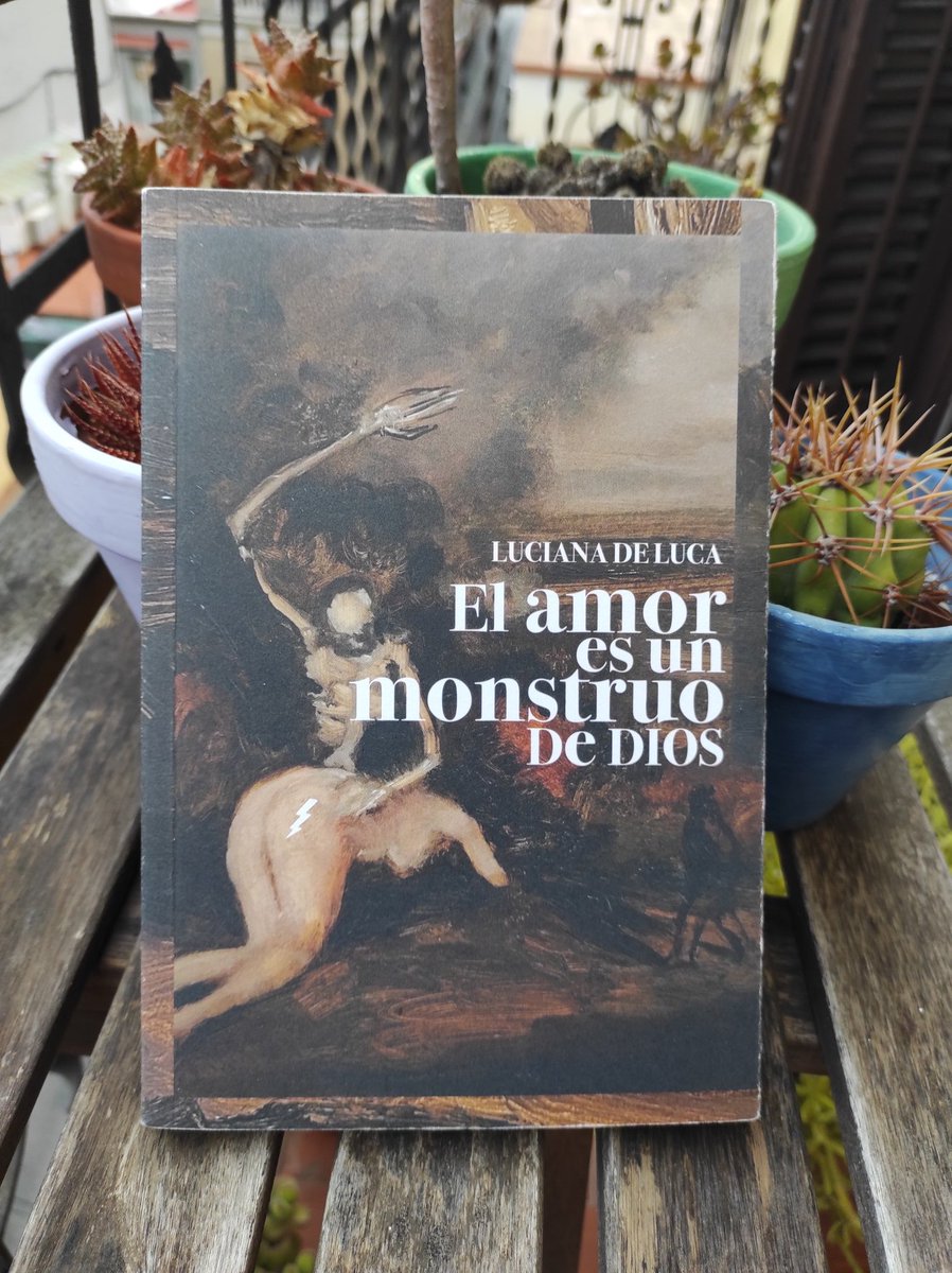 gema (@ladylibrorojo) on Twitter photo "Las moscas tienen las patas llenas de muertos. Lo dijo así y lo dicho se despegó de la lengua y rodó por la casa, bajó las escaleras y reptó por la tierra hasta pudrirle los oídos a los peones, a las cocineras,a las sirvientas"
#ElAmorEsUnMonstruoDeDios <a href="/xLucianaDeLucax/">LucianaDeLuca</a>
#boom💥 "Las moscas tienen las patas llenas de muertos. Lo dijo así y lo dicho se despegó de la lengua y rodó por la casa, bajó las escaleras y reptó por la tierra hasta pudrirle los oídos a los peones, a las cocineras,a las sirvientas"
#ElAmorEsUnMonstruoDeDios <a href="/xLucianaDeLucax/">LucianaDeLuca</a>
#boom💥