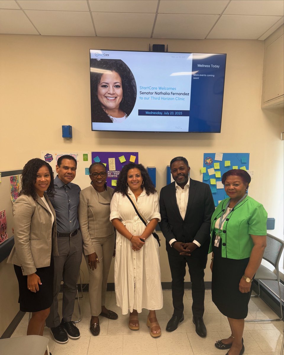 senfernandez34's tweet image. Yesterday we toured StartCare’s East Harlem location. This facility offers recovery services, workforce development services AND hosts a community kitchen where they offer local entrepreneurs to chef it up at!
Thank you @StartCare_NY for fighting addiction in our communities!