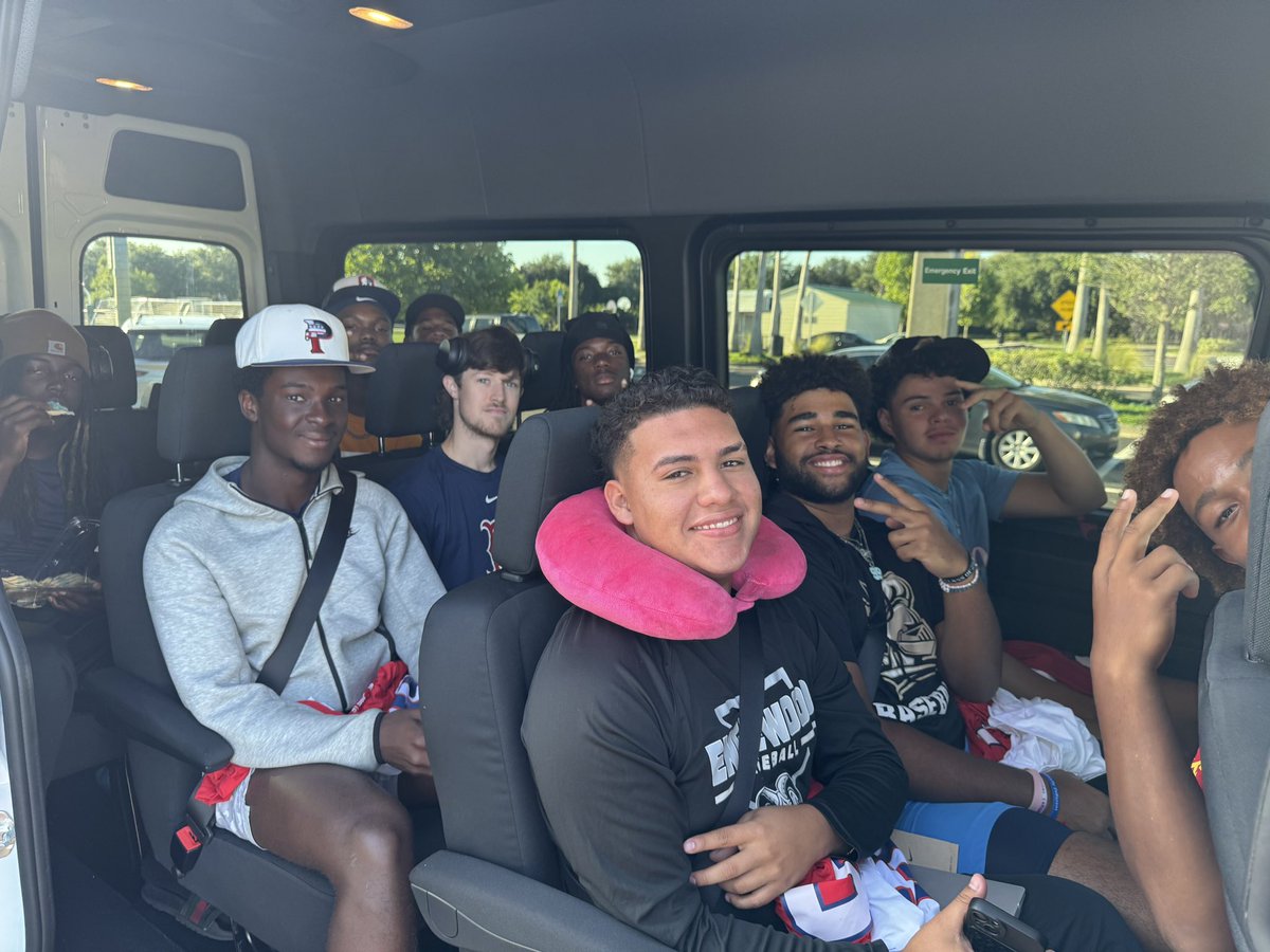 WalkOffJax's tweet image. Second scout team is on the road! 🚗💨 These boys are headed to Atlanta for the @PerfectGameUSA East World Series at East Cobb Baseball Complex. First game today at 4PM — let’s go! ⚾🔥
Follow along live: web.gc.com/teams/X7x8LGpK… #PGEastWorldSeries #EastCobb #ScoutTeam