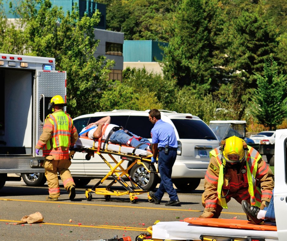 jemsconnect's tweet image. 🚨 The follow-up is here.
After an article proposing that placing NPs/PAs into EMS article blew up, a rebuttal from the Chair of the American Paramedic Association is here:
“EMS doesn’t need replacing. It needs respect.”
📖 ow.ly/XHhr50WuOJP
🔁 Original:…