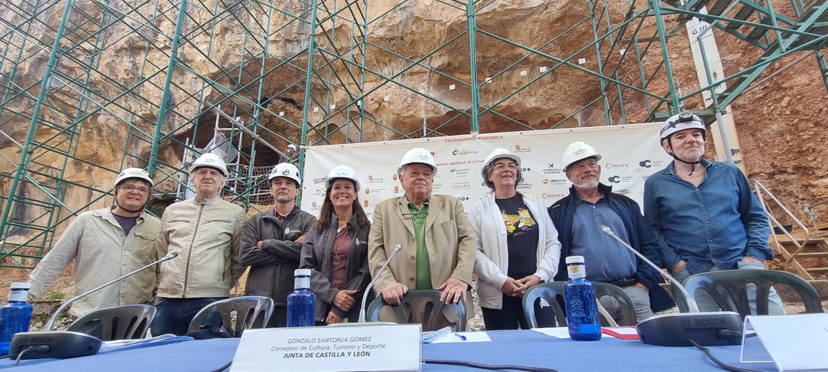 BurgosTv (@burgostv) on Twitter photo #Burgos Balance de la campaña de excavaciones 2025 en los yacimientos de la sierra de Atapuerca burgostv.es/categorias-not… <a href="/FATAPUERCA/">FUNDACION ATAPUERCA</a> #Burgos Balance de la campaña de excavaciones 2025 en los yacimientos de la sierra de Atapuerca burgostv.es/categorias-not… <a href="/FATAPUERCA/">FUNDACION ATAPUERCA</a>