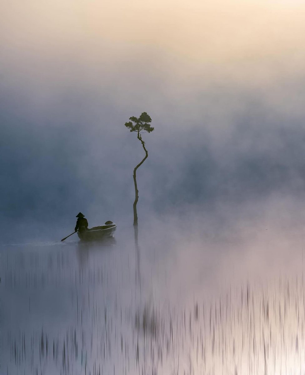 Alone
©Khanh Phan @khanhphanphotography