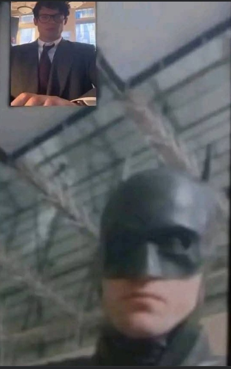 FilosofiaMderna's tweet image. "o que você quer clark?"
'me empresta 100 reais"