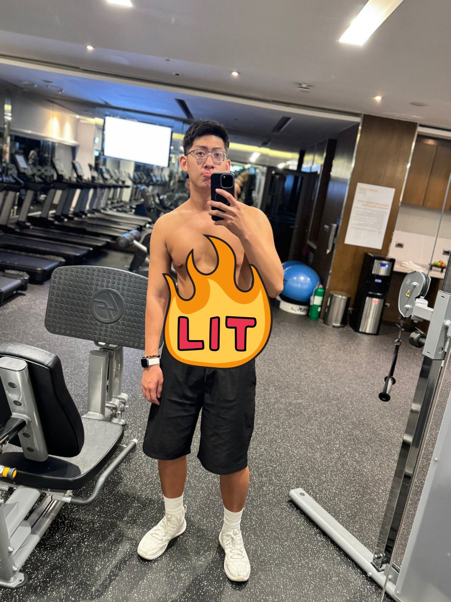 飯店健身房沒有人
也沒有攝影機
嘿嘿😁猜猜看會發生什麼事情