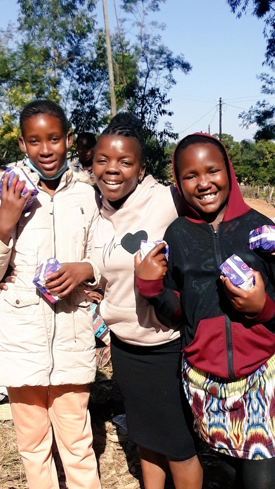 nomcebo_mkhali's tweet image. I bring love, smiles, joy & happiness, to GIRLS.
PERIODS ❤️