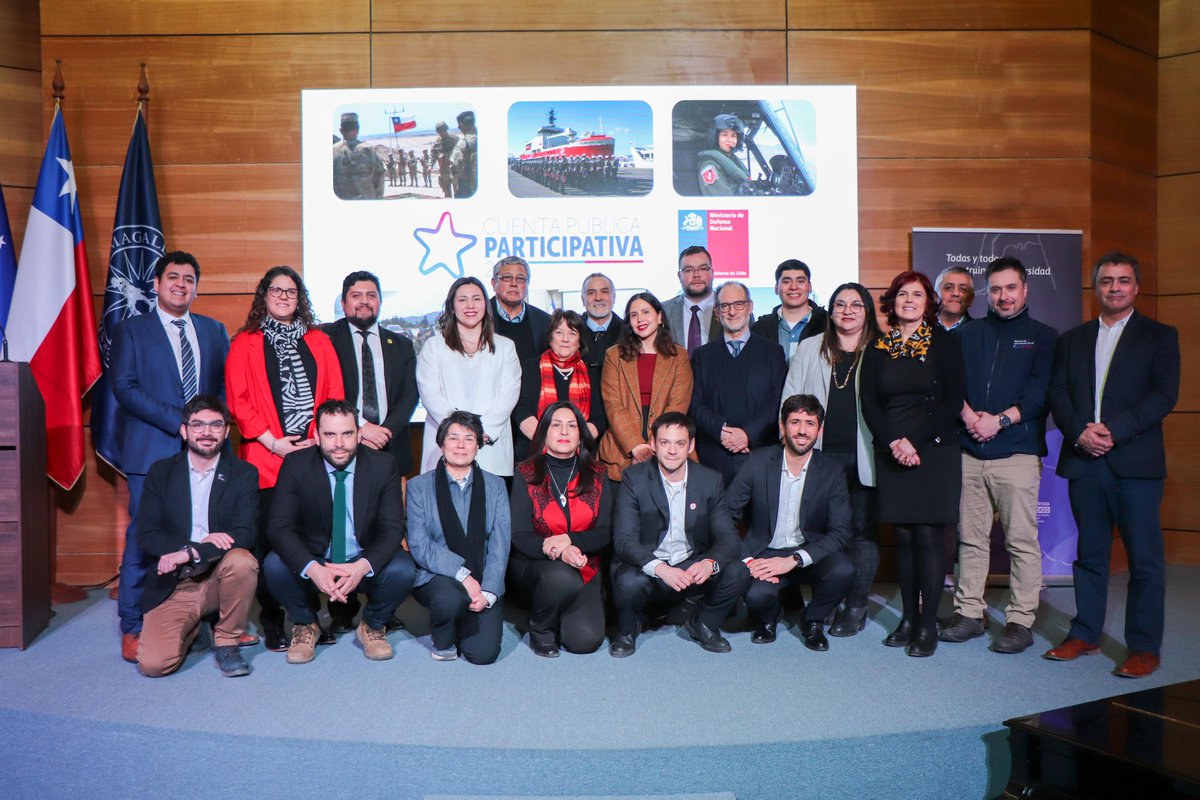 DPRMagallanes's tweet image. La Ministra de Defensa, Adriana Delpiano Puelma, rindió su Cuenta Pública Participativa en Punta Arenas, donde se presentaron los importantes avances del último año, destacando especialmente aquellos temas regionales y relacionados con nuestro Territorio Antártico Chileno 🇨🇱🇦🇶🚀