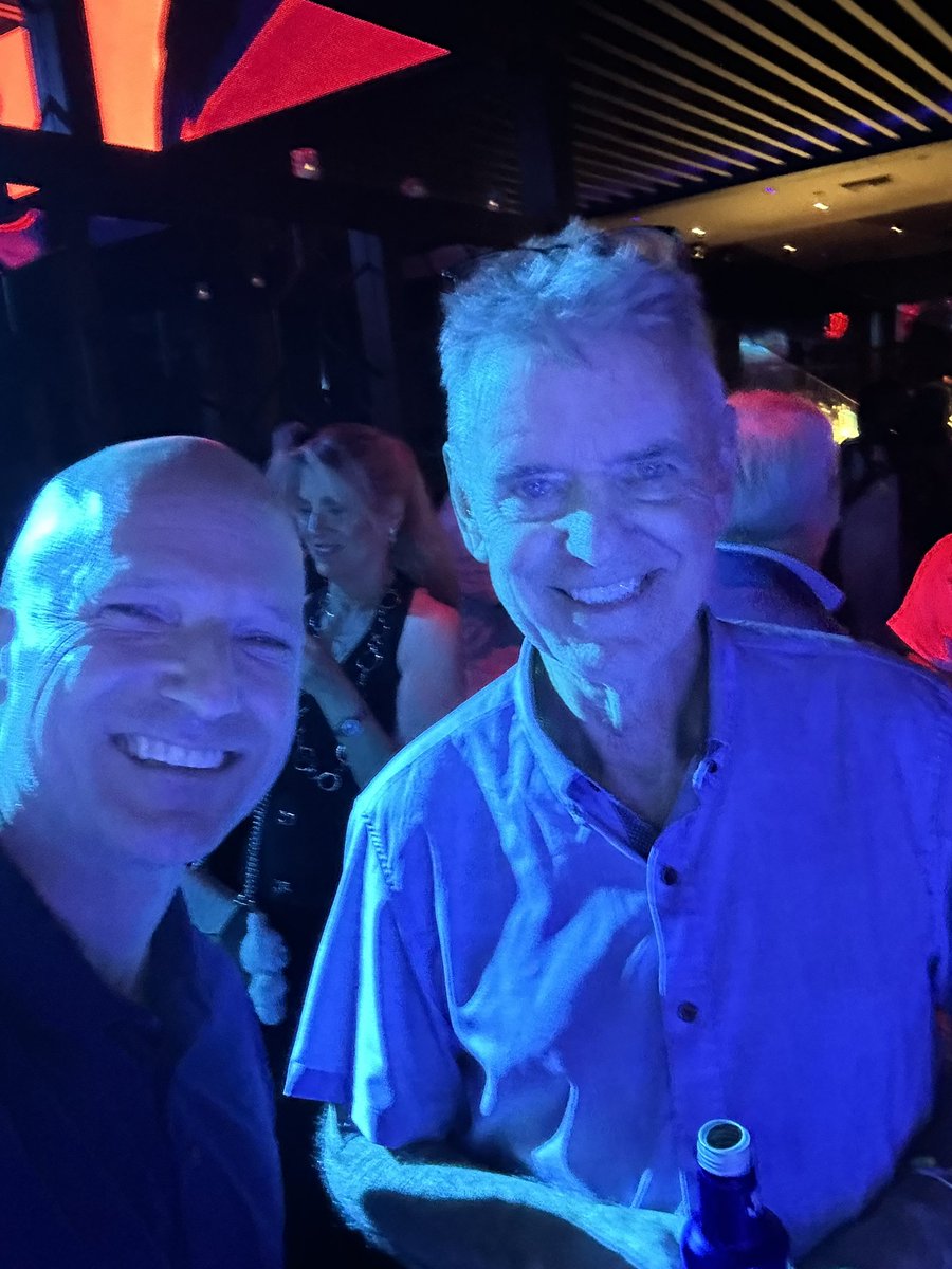 E_Sheninger's tweet image. Such an amazing night connecting with mentors and amazing people making a difference in education @john_hattie @JorgeDoesPBL @leeannjung #AVL2025