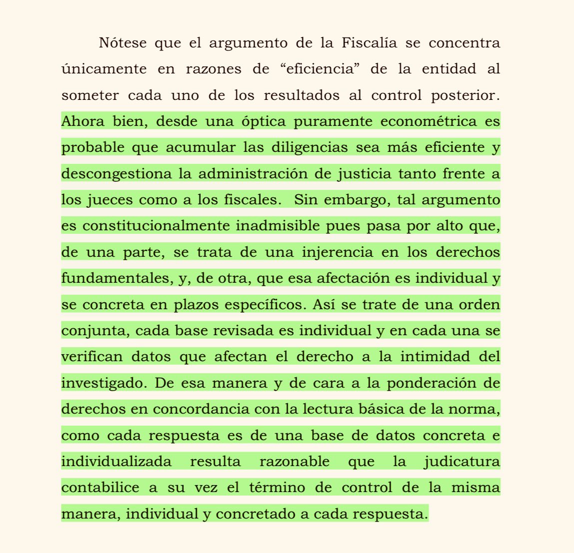 Como siempre hemos sostenido, en audiencias y en clases, los controles posteriores de búsquedas selectivas en bases de datos se deben hacer en un término máximo de 36 horas (12 para el informe y 24 para la legalización), siguientes a la culminación del acto investigativo,