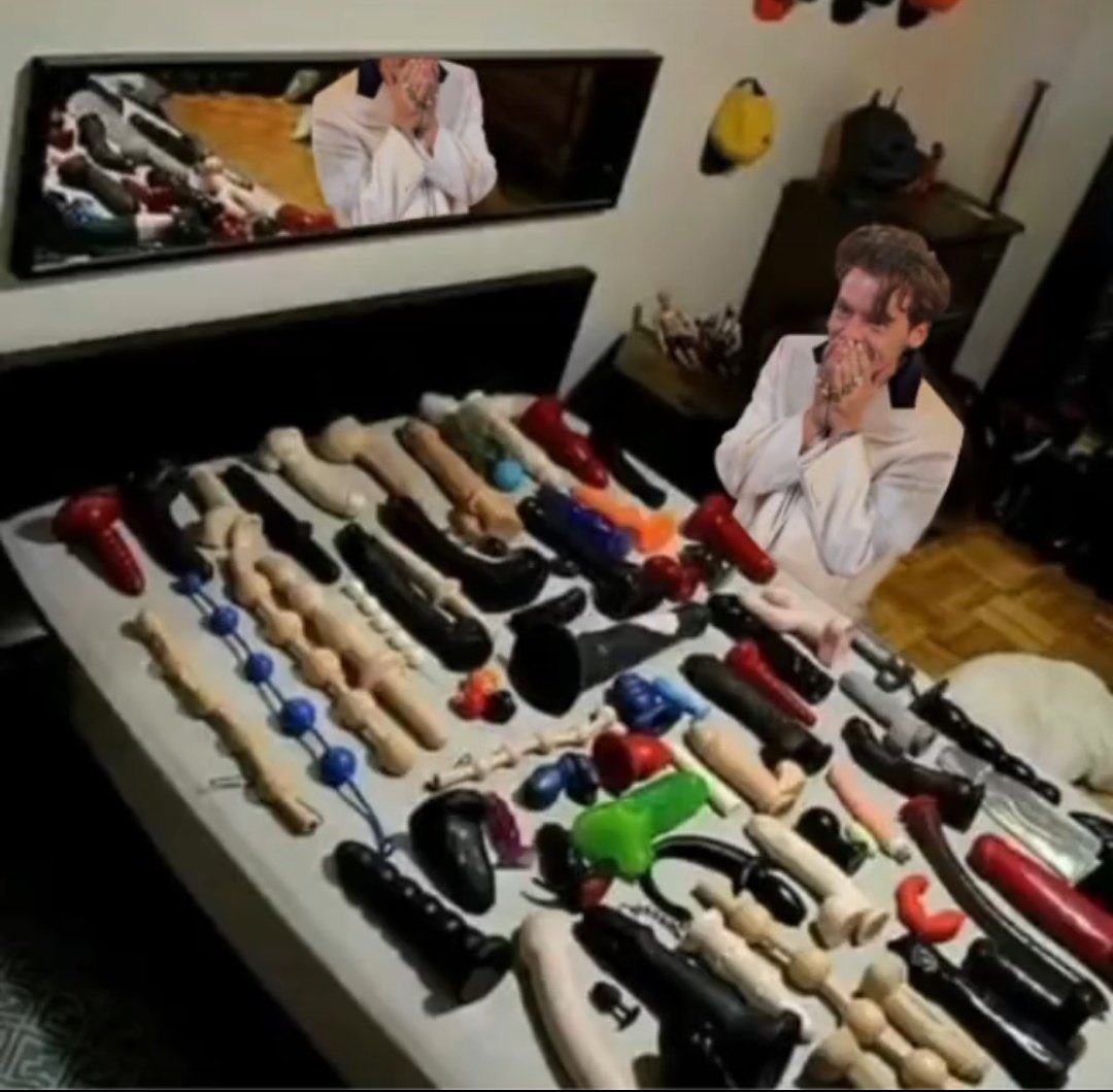 loverchiefs87's tweet image. a gente esperando o hs4 e o harry assim