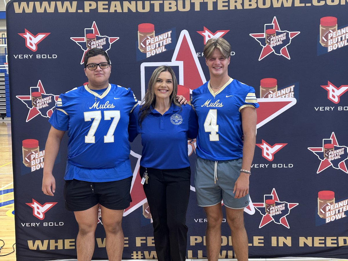 AHISD's tweet image. When we feed people in need, we all win! It&apos;s time to team up for the annual Peanut Butter Bowl! We were honored to host the kick off &amp;amp; welcome players and coaches united to fight hunger. Last year, our Mules donated over 9,000 jars of peanut butter. Let&apos;s do it again! #MulesUp
