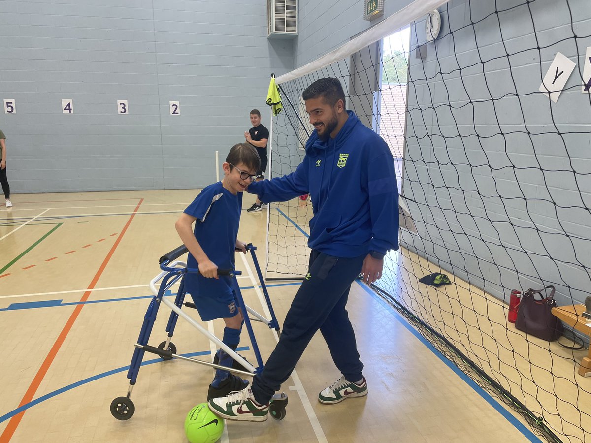 ITFCFoundation's tweet image. A leader on and off the pitch.

Thank you for everything and all the best for the future, @sammorsy08 💙