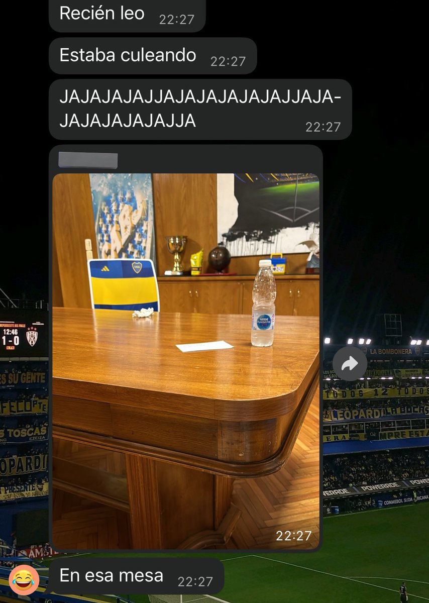 Un paquete de yerba al lado de una copa, es la representación máxima de esta gestión.