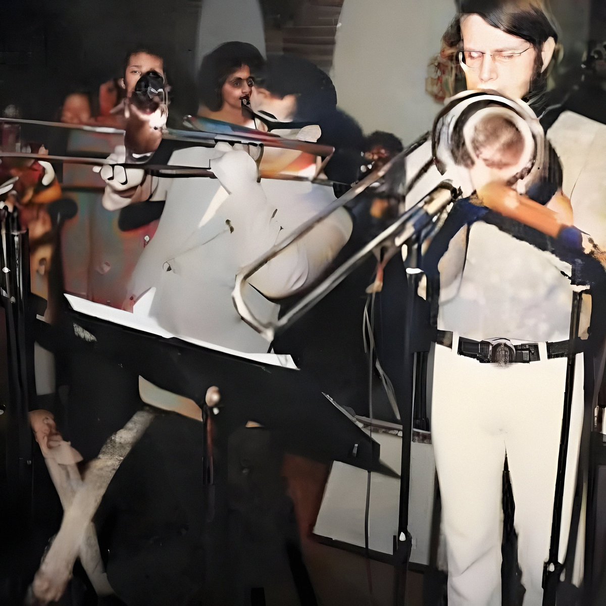 AngelinaMedinaQ's tweet photo. La dupla de trombonistas más representativa de la Salsa, Barry Rogers y Jose Rodrigues.
#BarryRogers #JoseRodrigues #Salsa #ProhibidoOlvidar https://t.co/QiXi1alkuR