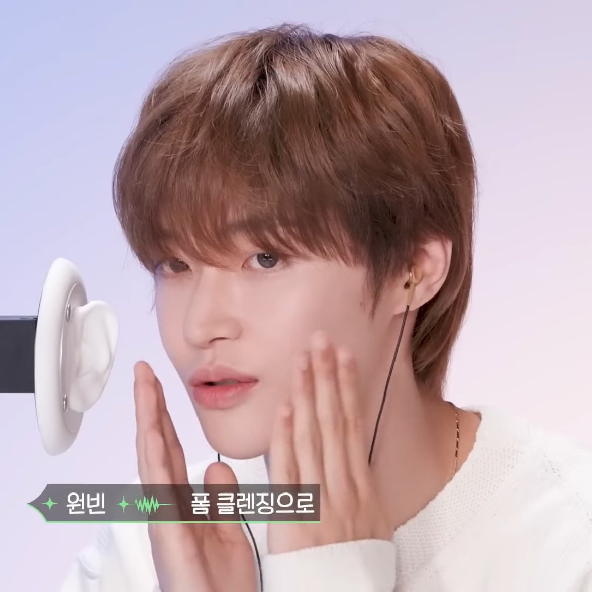 BBeeni_'s tweet image. 언제 양치하고 언제 클렌징하고 
언제 샴푸하고 언제 바디워시하고 ..