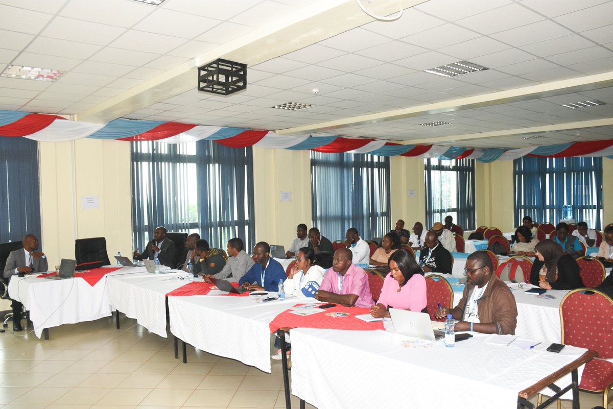 chuka__uni's tweet image. On Day 11 of the 2nd Summer School on Nuclear-Based Assisted Reproductive Technologies, participants engaged in an in-depth session on recent developments in Assisted Reproductive Technologies (ART), encompassing cryopreservation, gene editing, cloning, and automation in embryo…