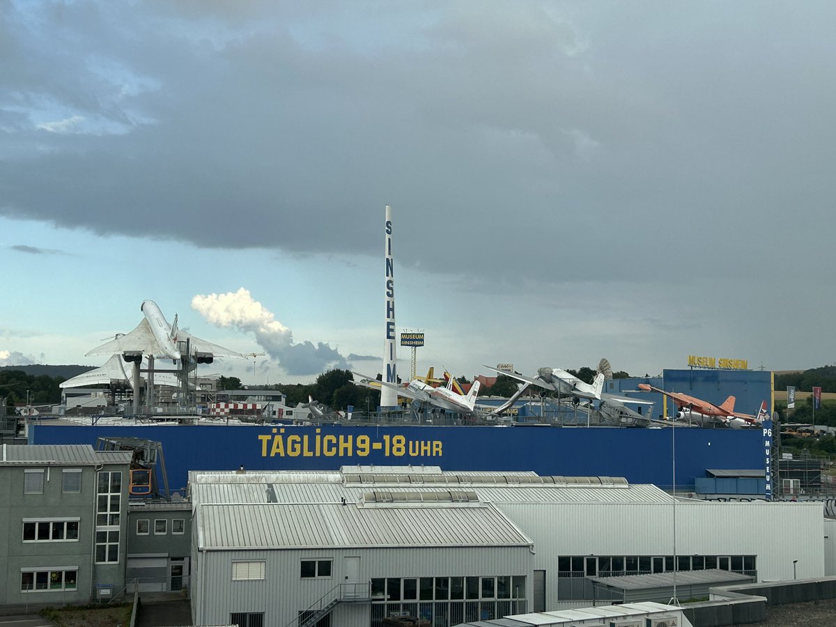 It’s not everyday that you look out of your hotel room window and there’s a museum with a Tupolev Tu 144 Concordski and a Concorde. #Sinsheimtecnikmuseum