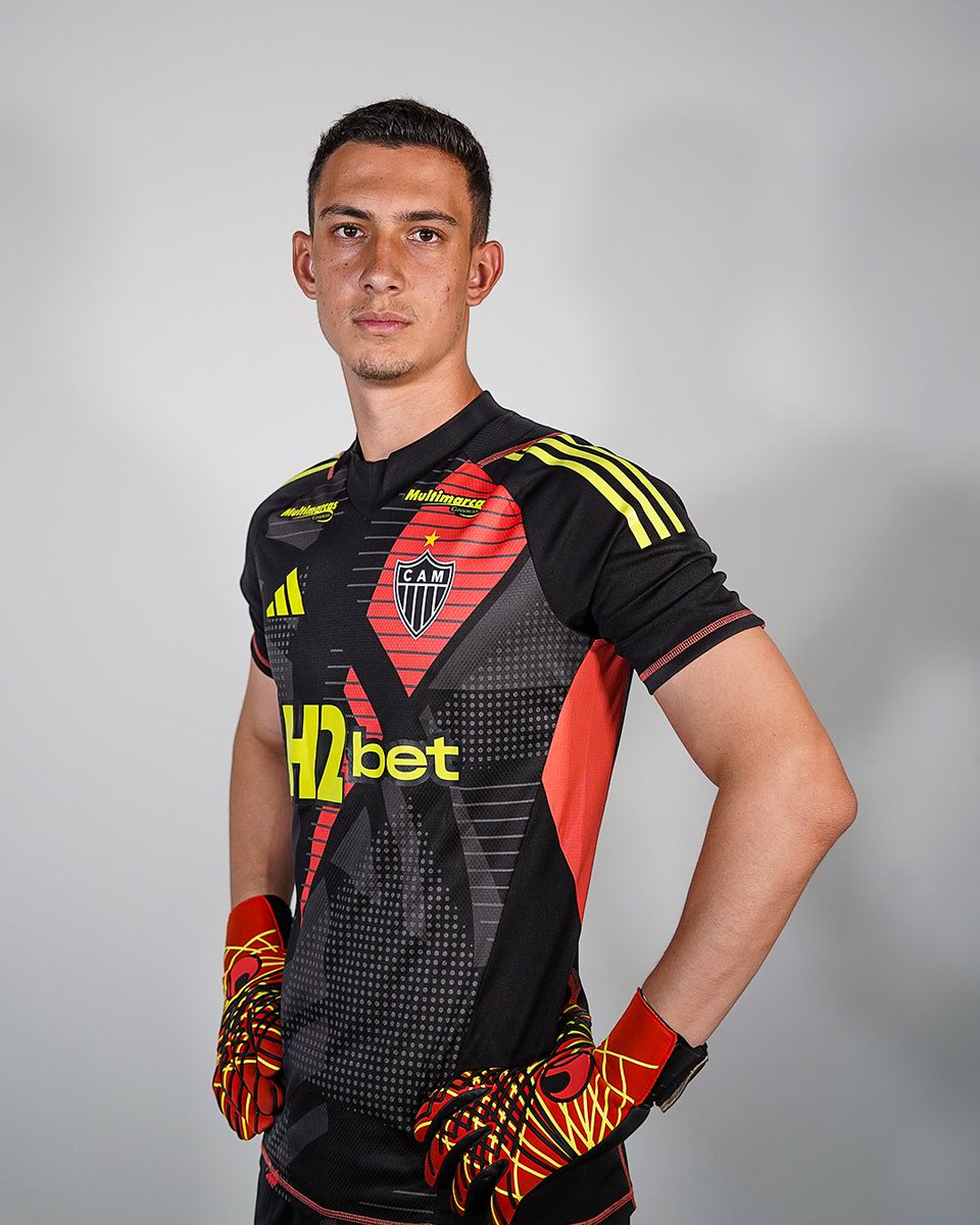 GaloNaBase's tweet image. #CriaDoGalo na seleção! 🐍🧤
O goleiro Pedro Cobra foi convocado e servirá a Seleção Brasileira Sub-20 nos dois próximos amistosos preparatórios para a Copa do Mundo da categoria, contra o Paraguai.
Parabéns! 👏🐔