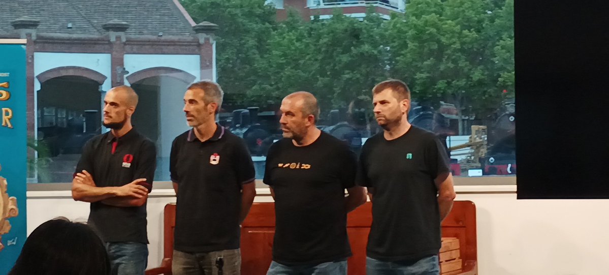 Josep Almirall (@josepalmirall) on Twitter photo Sorteig Diada castellera de Les Neus, Festa Major de Vilanova i la Geltrú. Ordre d'actuació segons sorteig
1- <a href="/bordegassos/">Bordegassos de Vilanova</a>
2- <a href="/Verds/">Castellers de Vilafranca</a>
3-<a href="/JoveDeTarragona/">Colla Jove de Tarragona</a>
4- <a href="/nensdelvendrell/">Nens del Vendrell</a>
#castellers Sorteig Diada castellera de Les Neus, Festa Major de Vilanova i la Geltrú. Ordre d'actuació segons sorteig
1- <a href="/bordegassos/">Bordegassos de Vilanova</a>
2- <a href="/Verds/">Castellers de Vilafranca</a>
3-<a href="/JoveDeTarragona/">Colla Jove de Tarragona</a>
4- <a href="/nensdelvendrell/">Nens del Vendrell</a>
#castellers
