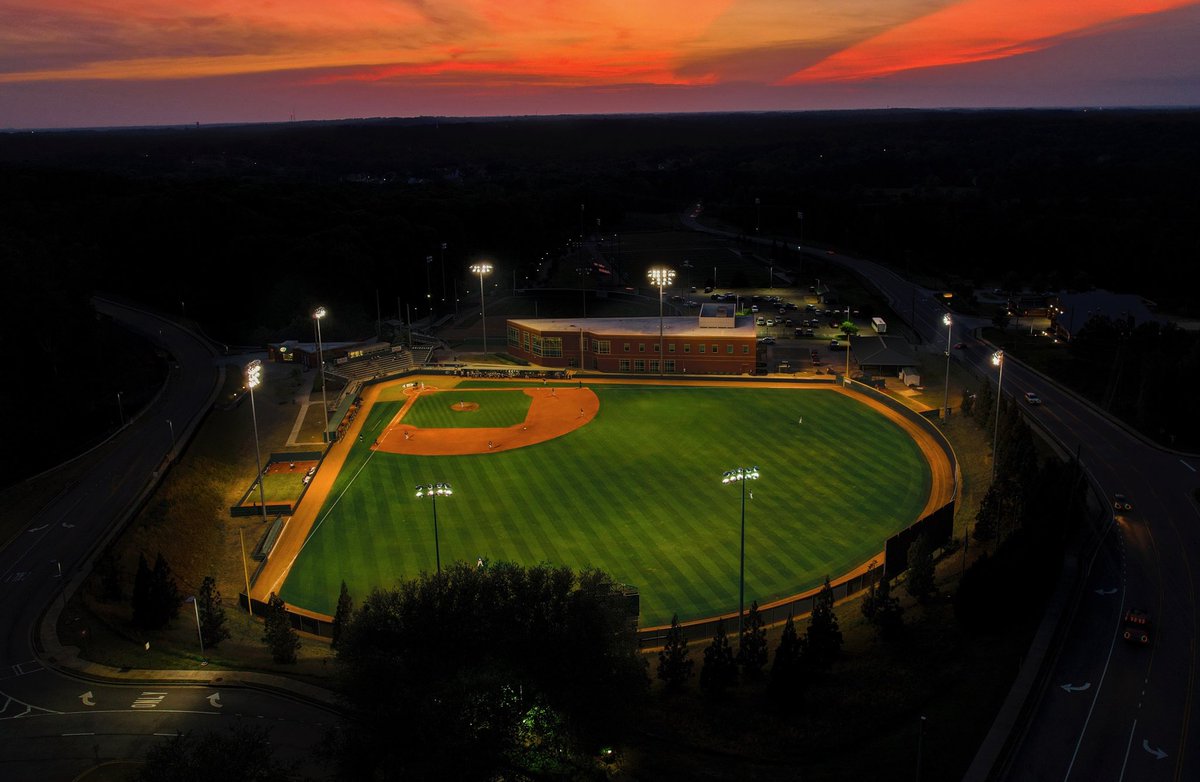 JohnsonCaiden14's tweet image. Would like to announce I will be transferring to Georgia Gwinnett College! Extremely grateful and excited to have God order my steps! 💚🖤