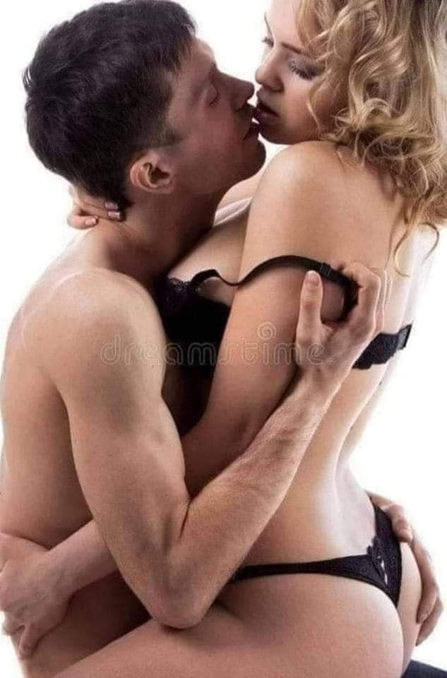 سـأسقيكَ جنونـي واجعلكَ تتذوق عشقـي سأعلمكَ كــيف يكــون العشق حـين تكون بين أحضانـــــــي