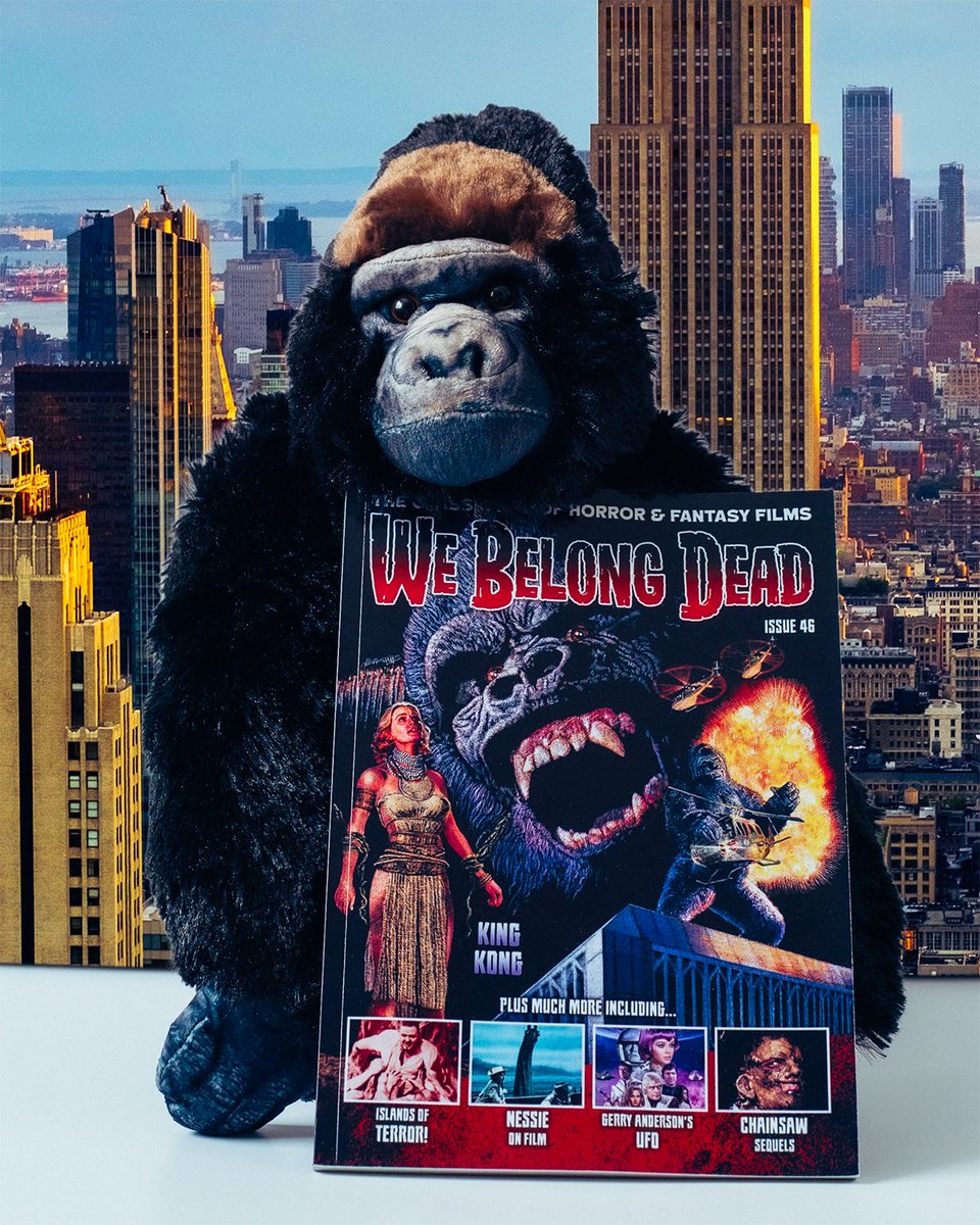 EmDarkOfficial's tweet image. Kong approves of Issue 46 of WBD! Find my column Dark Corner on pp. 15-17, where I answer film Qs from Chloe Faulkner, Aaron Carruthers, Andy Bark, Asa Harris, Andy McCarton, John H. Shelton and Nina Romain! 🎬
. . .
#Magazine #Filmmaker #Columnist #FilmIndustry #Film #MovieTalk