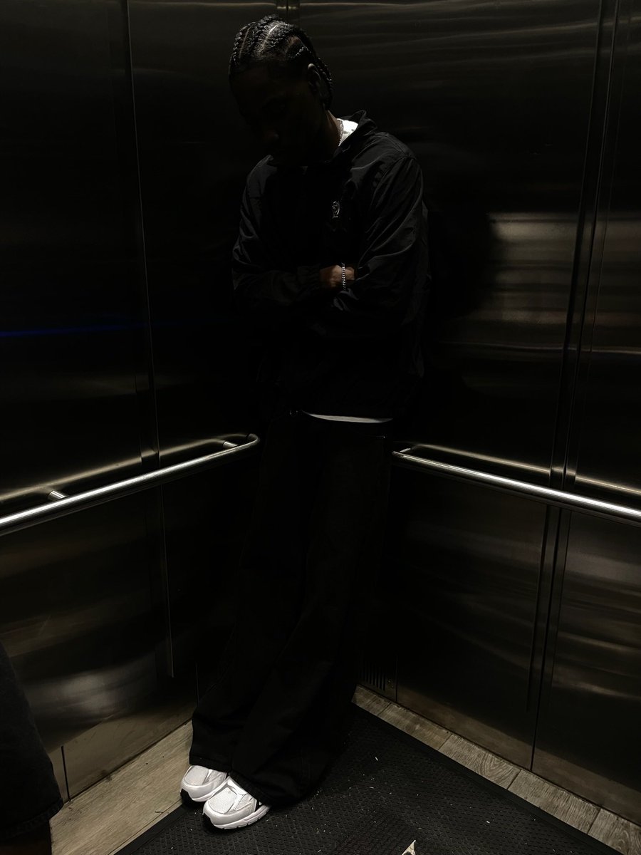 adamssxvi's tweet image. 
